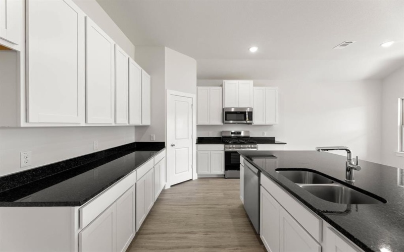 228 Tradd Street, Glenn Heights, TX 75154, 4 Bedrooms Bedrooms, ,2 BathroomsBathrooms,Residential,For Sale,228 Tradd Street,0,21079079