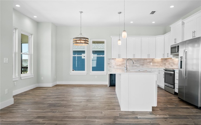 1007 S Live Oak Street, Rockport, TX 78382, 3 Habitaciones Habitaciones , ,2 BañosBaños,Residential,En Venta,1007 S Live Oak Street,0,465995
