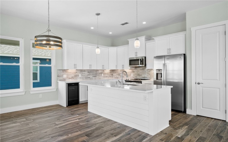 1007 S Live Oak Street, Rockport, TX 78382, 3 Habitaciones Habitaciones , ,2 BañosBaños,Residential,En Venta,1007 S Live Oak Street,0,465995