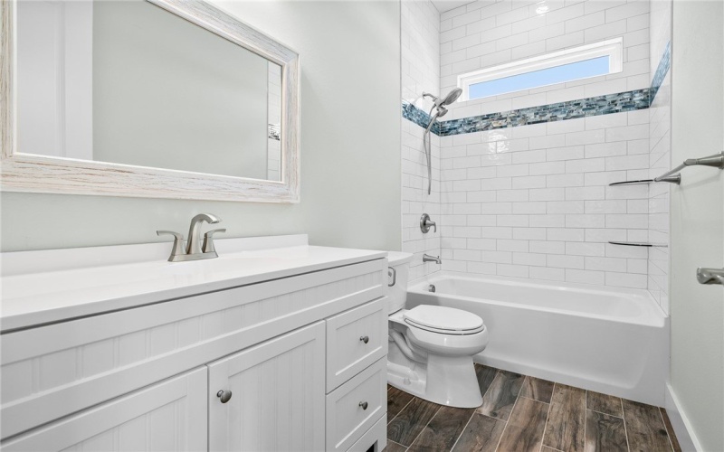 1007 S Live Oak Street, Rockport, TX 78382, 3 Habitaciones Habitaciones , ,2 BañosBaños,Residential,En Venta,1007 S Live Oak Street,0,465995
