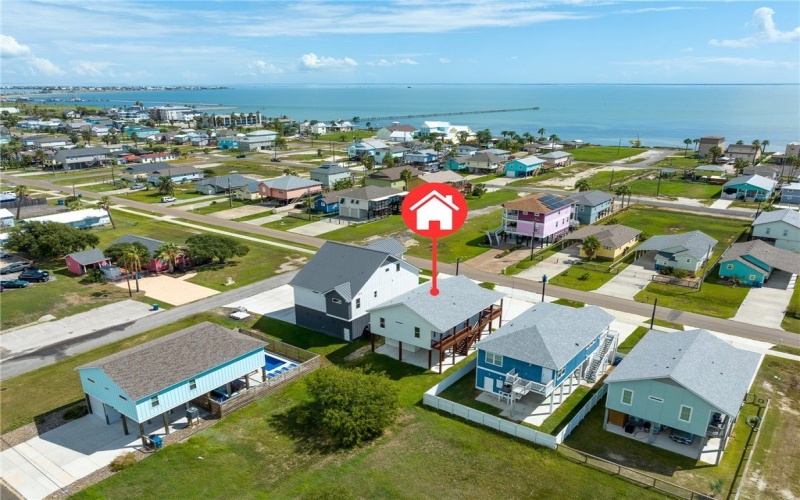 1007 S Live Oak Street, Rockport, TX 78382, 3 Habitaciones Habitaciones , ,2 BañosBaños,Residential,En Venta,1007 S Live Oak Street,0,465995