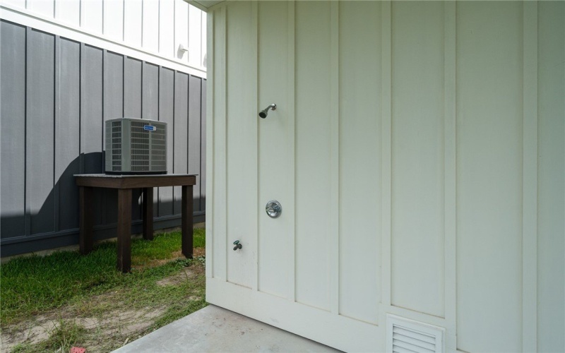 1007 S Live Oak Street, Rockport, TX 78382, 3 Habitaciones Habitaciones , ,2 BañosBaños,Residential,En Venta,1007 S Live Oak Street,0,465995