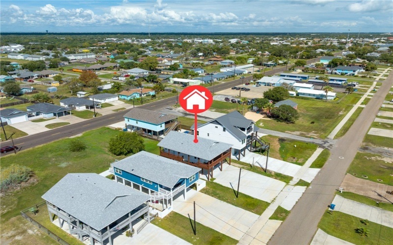 1007 S Live Oak Street, Rockport, TX 78382, 3 Habitaciones Habitaciones , ,2 BañosBaños,Residential,En Venta,1007 S Live Oak Street,0,465995