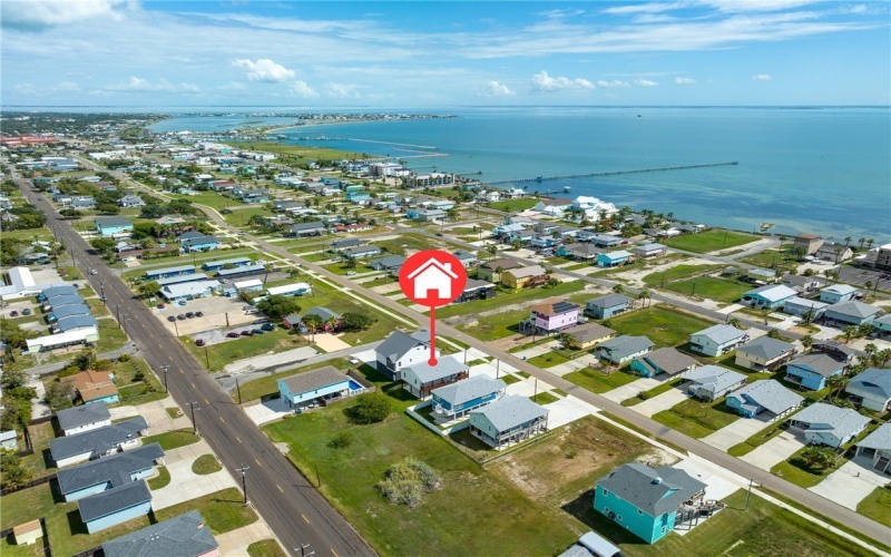 1007 S Live Oak Street, Rockport, TX 78382, 3 Habitaciones Habitaciones , ,2 BañosBaños,Residential,En Venta,1007 S Live Oak Street,0,465995