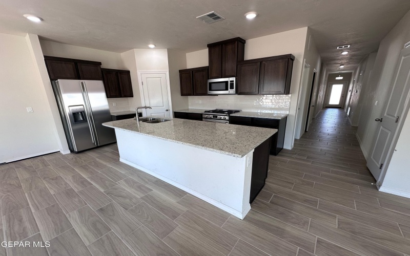 5009 Andrew Jorel Drive, El Paso, TX 79938, 4 Habitaciones Habitaciones , ,1 BañoBaños,Residential,En Venta,5009 Andrew Jorel Drive,0,931604