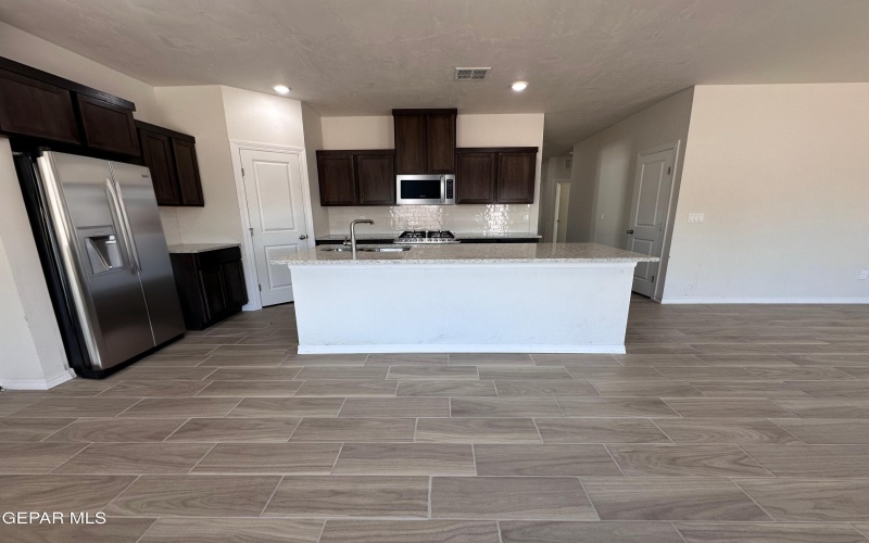 5009 Andrew Jorel Drive, El Paso, TX 79938, 4 Habitaciones Habitaciones , ,1 BañoBaños,Residential,En Venta,5009 Andrew Jorel Drive,0,931604