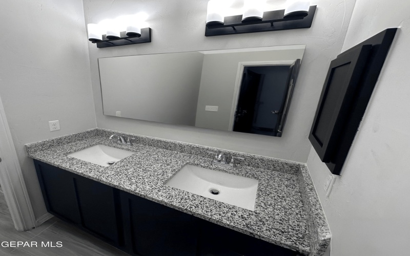 14532 Johnny Mata Drive, El Paso, TX 79938, 4 Habitaciones Habitaciones , ,1 BañoBaños,Residential,En Venta,14532 Johnny Mata Drive,0,931624