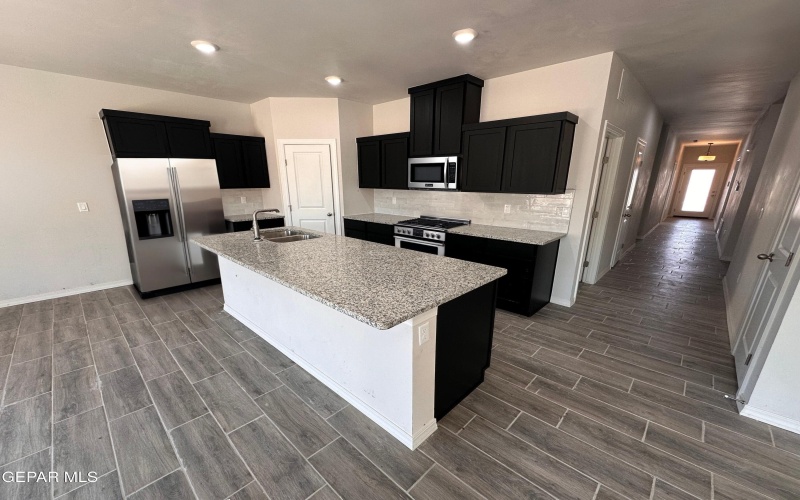 5005 ANDREW JOREL Drive, El Paso, TX 79938, 3 Habitaciones Habitaciones , ,Residential,En Venta,5005 ANDREW JOREL Drive,0,931633