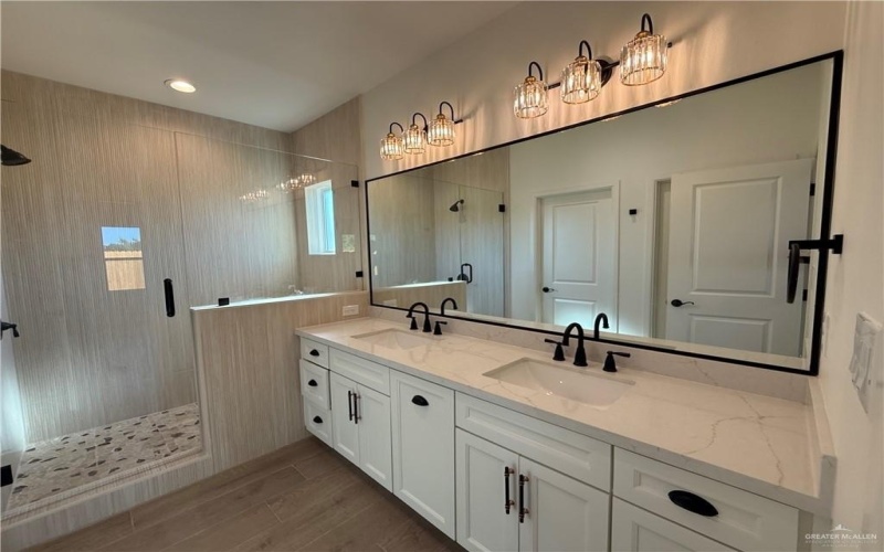 4005 Alexia Lane, Edinburg, TX 78541, 3 Habitaciones Habitaciones , ,2 BañosBaños,Residential,En Venta,4005 Alexia Lane,0,482734