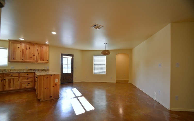 1846 White Tail Ln, Bandera, TX 78003, 5 Habitaciones Habitaciones , ,2 BañosBaños,Residential,En Venta,1846 White Tail Ln,0,120511