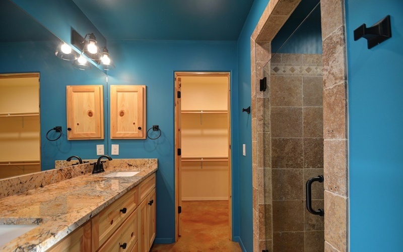 1846 White Tail Ln, Bandera, TX 78003, 5 Habitaciones Habitaciones , ,2 BañosBaños,Residential,En Venta,1846 White Tail Ln,0,120511