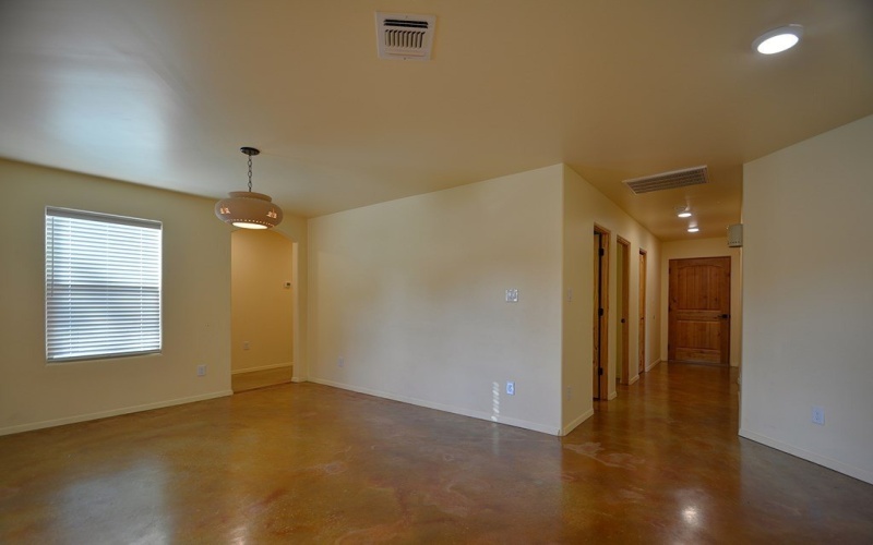 1846 White Tail Ln, Bandera, TX 78003, 5 Habitaciones Habitaciones , ,2 BañosBaños,Residential,En Venta,1846 White Tail Ln,0,120511