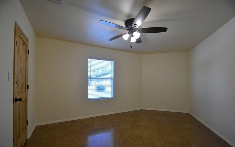 1846 White Tail Ln, Bandera, TX 78003, 5 Habitaciones Habitaciones , ,2 BañosBaños,Residential,En Venta,1846 White Tail Ln,0,120511