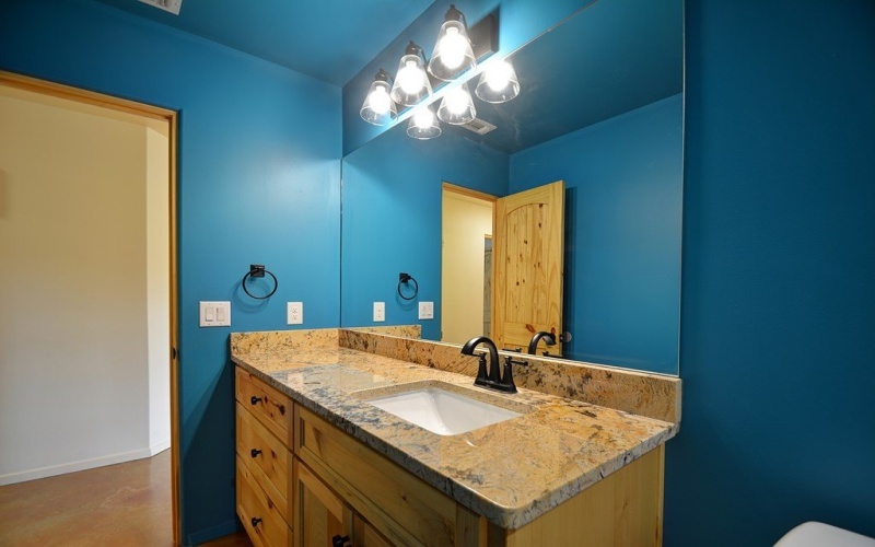 1846 White Tail Ln, Bandera, TX 78003, 5 Habitaciones Habitaciones , ,2 BañosBaños,Residential,En Venta,1846 White Tail Ln,0,120511