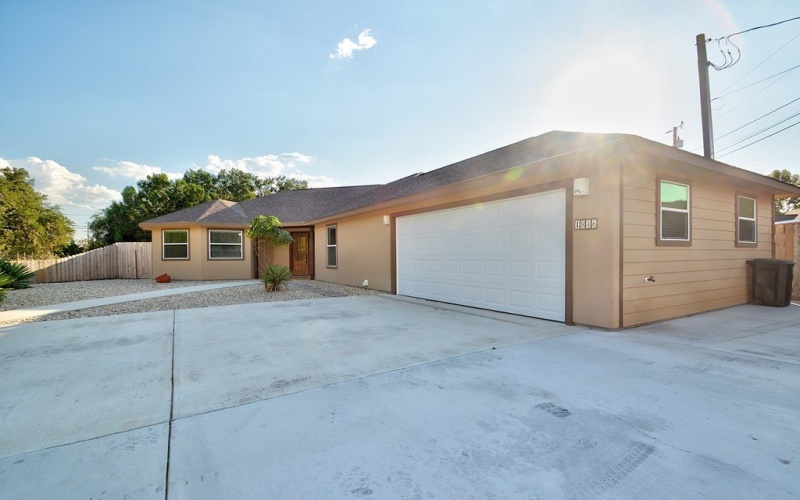 1846 White Tail Ln, Bandera, TX 78003, 5 Habitaciones Habitaciones , ,2 BañosBaños,Residential,En Venta,1846 White Tail Ln,0,120511