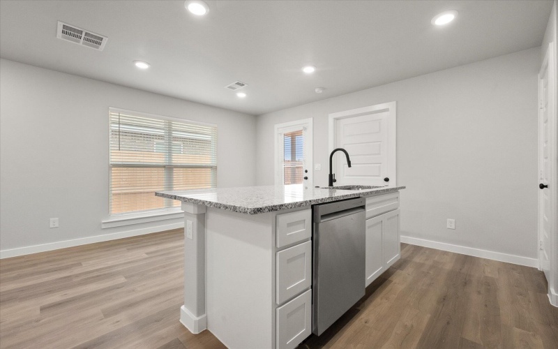 14411 Paris Avenue, Lubbock, TX 79423, 3 Bedrooms Bedrooms, ,2 BathroomsBathrooms,Residential,For Sale,14411 Paris Avenue,0,202561463