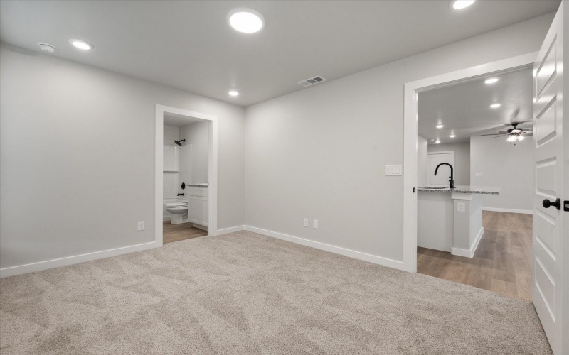 14411 Paris Avenue, Lubbock, TX 79423, 3 Bedrooms Bedrooms, ,2 BathroomsBathrooms,Residential,For Sale,14411 Paris Avenue,0,202561463