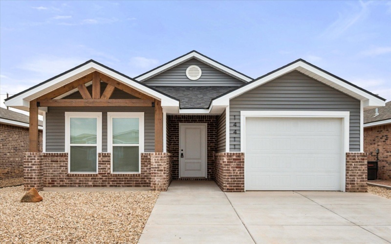 14411 Paris Avenue, Lubbock, TX 79423, 3 Bedrooms Bedrooms, ,2 BathroomsBathrooms,Residential,For Sale,14411 Paris Avenue,0,202561463