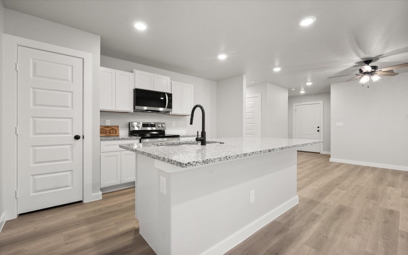 14411 Paris Avenue, Lubbock, TX 79423, 3 Bedrooms Bedrooms, ,2 BathroomsBathrooms,Residential,For Sale,14411 Paris Avenue,0,202561463