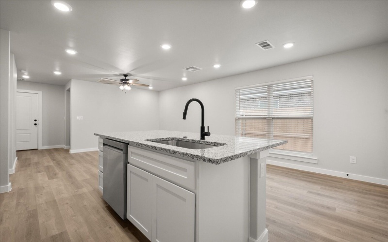 14411 Paris Avenue, Lubbock, TX 79423, 3 Bedrooms Bedrooms, ,2 BathroomsBathrooms,Residential,For Sale,14411 Paris Avenue,0,202561463