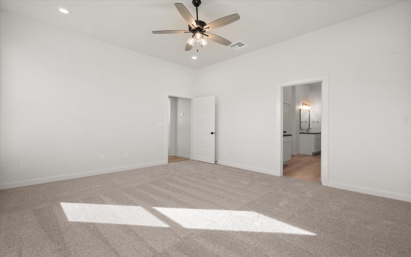 7005 16th Street, Lubbock, TX 79416, 4 Habitaciones Habitaciones , ,3 BañosBaños,Residential,En Venta,7005 16th Street,0,202561464