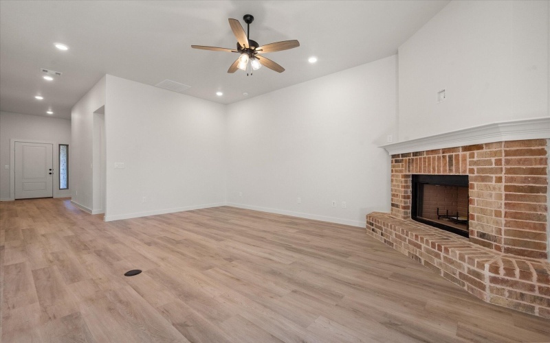 7003 16th Street, Lubbock, TX 79416, 4 Habitaciones Habitaciones , ,2 BañosBaños,Residential,En Venta,7003 16th Street,0,202561465