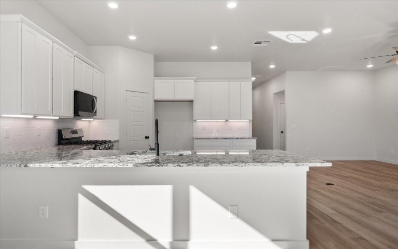7003 16th Street, Lubbock, TX 79416, 4 Habitaciones Habitaciones , ,2 BañosBaños,Residential,En Venta,7003 16th Street,0,202561465
