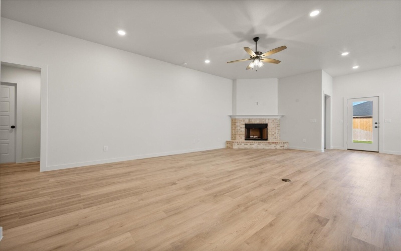 7004 16th Street, Lubbock, TX 79416, 4 Bedrooms Bedrooms, ,2 BathroomsBathrooms,Residential,For Sale,7004 16th Street,0,202561468