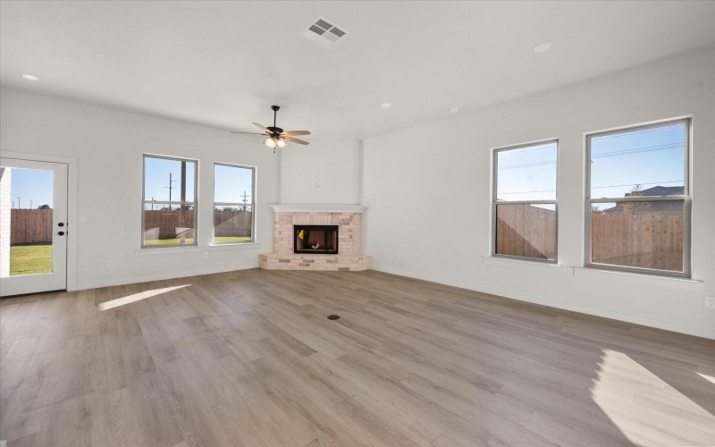 7223 8th Street, Lubbock, TX 79416, 3 Bedrooms Bedrooms, ,2 BathroomsBathrooms,Residential,For Sale,7223 8th Street,0,202561472