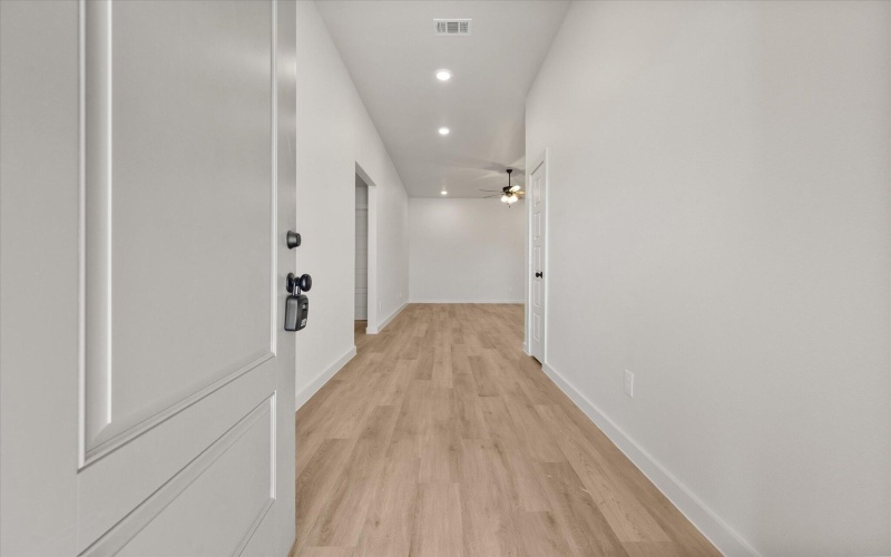 7218 8th Street, Lubbock, TX 79416, 3 Habitaciones Habitaciones , ,2 BañosBaños,Residential,En Venta,7218 8th Street,0,202561473