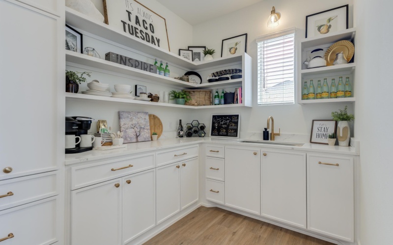 3815 126th Street, Lubbock, TX 79423, 4 Bedrooms Bedrooms, ,5 BathroomsBathrooms,Residential,For Sale,3815 126th Street,0,202561483
