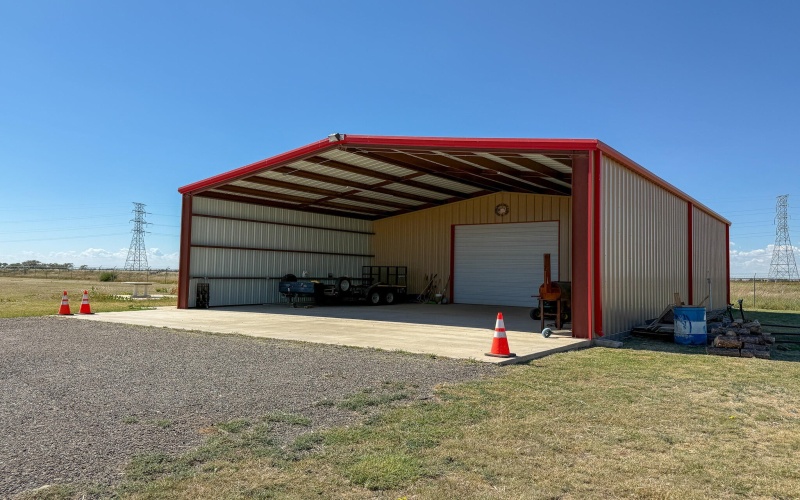 5812 E County Rd 6400, Lubbock, TX 79403, 4 Bedrooms Bedrooms, ,5 BathroomsBathrooms,Residential,For Sale,5812 E County Rd 6400,0,202561493