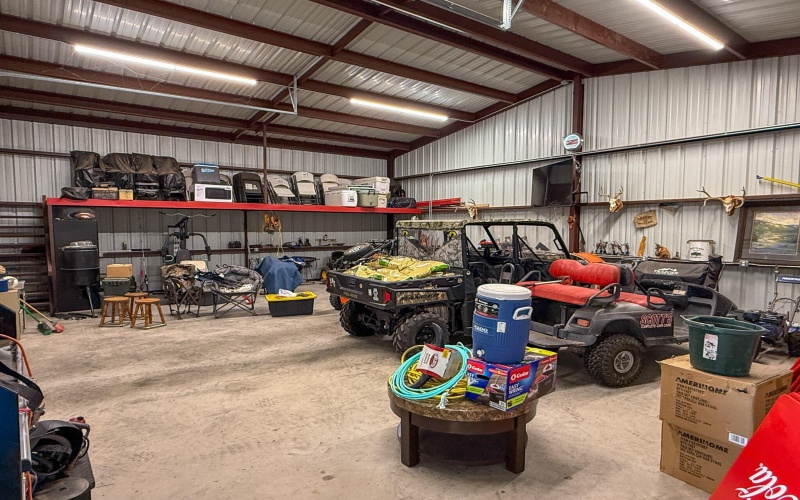 5812 E County Rd 6400, Lubbock, TX 79403, 4 Bedrooms Bedrooms, ,5 BathroomsBathrooms,Residential,For Sale,5812 E County Rd 6400,0,202561493