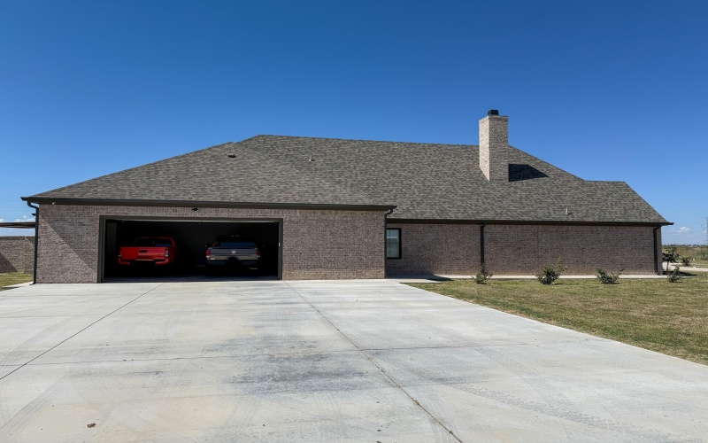 5812 E County Rd 6400, Lubbock, TX 79403, 4 Bedrooms Bedrooms, ,5 BathroomsBathrooms,Residential,For Sale,5812 E County Rd 6400,0,202561493