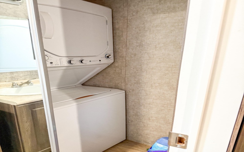 5812 E County Rd 6400, Lubbock, TX 79403, 4 Bedrooms Bedrooms, ,5 BathroomsBathrooms,Residential,For Sale,5812 E County Rd 6400,0,202561493