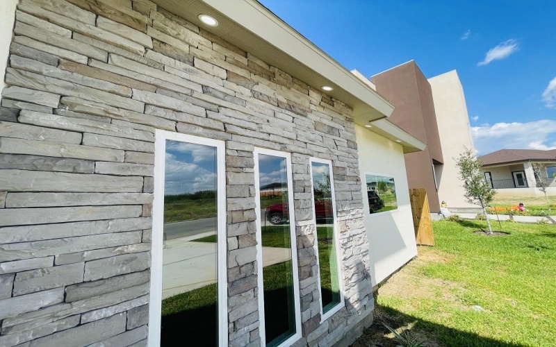 3706 Yoyis St., LAREDO, TX 78046, 3 Bedrooms Bedrooms, ,2 BathroomsBathrooms,Residential,For Sale,3706 Yoyis St.,0,20254411