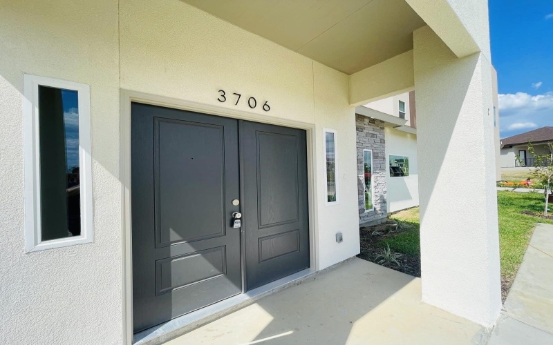 3706 Yoyis St., LAREDO, TX 78046, 3 Bedrooms Bedrooms, ,2 BathroomsBathrooms,Residential,For Sale,3706 Yoyis St.,0,20254411