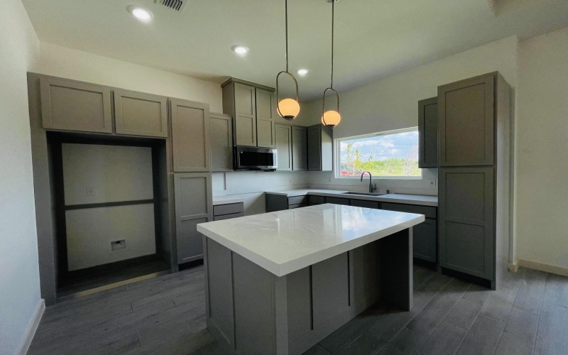 3706 Yoyis St., LAREDO, TX 78046, 3 Bedrooms Bedrooms, ,2 BathroomsBathrooms,Residential,For Sale,3706 Yoyis St.,0,20254411