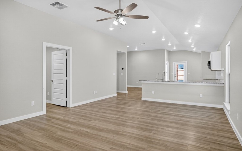 5805 Coushatta Dr., Midland, TX 79705, 3 Bedrooms Bedrooms, ,2 BathroomsBathrooms,Residential,For Sale,5805 Coushatta Dr.,0,50085883