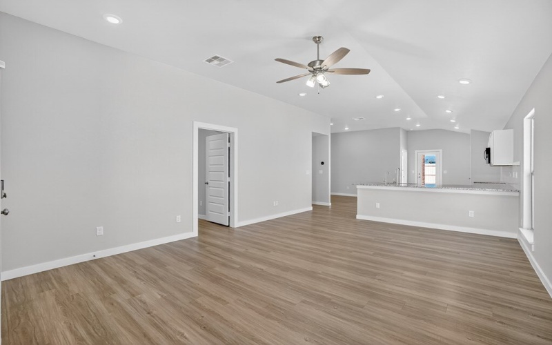 5805 Coushatta Dr., Midland, TX 79705, 3 Bedrooms Bedrooms, ,2 BathroomsBathrooms,Residential,For Sale,5805 Coushatta Dr.,0,50085883