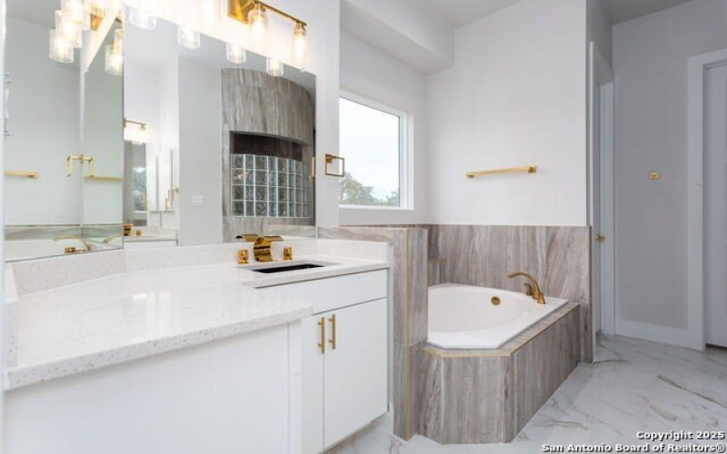 3506 King Terrace, Bulverde, TX 78163, 4 Bedrooms Bedrooms, ,3 BathroomsBathrooms,Residential,For Sale,3506 King Terrace,0,1770414