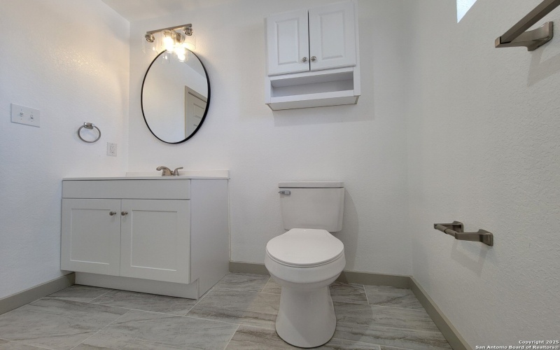 120 Henry St, San Antonio, TX 78207, 2 Habitaciones Habitaciones , ,1 BañoBaños,Residential,En Venta,120 Henry St,0,1856937