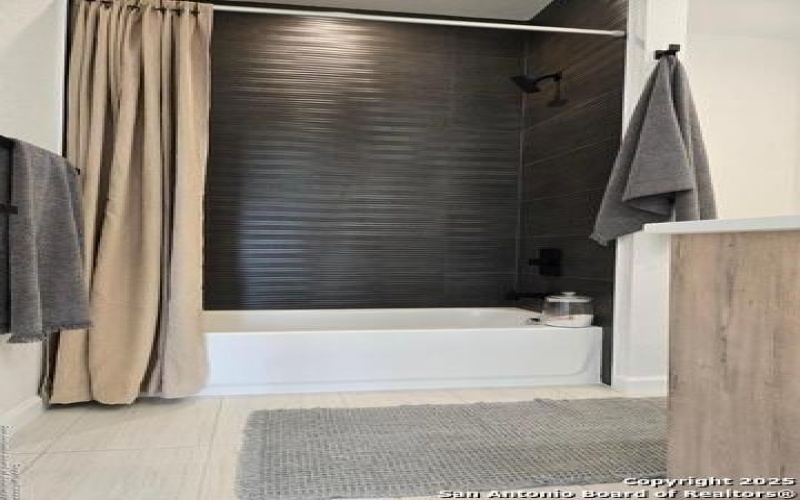 1834 Montana #201, San Antonio, TX 78203, 3 Bedrooms Bedrooms, ,2 BathroomsBathrooms,Residential,For Sale,1834 Montana,0,1873763