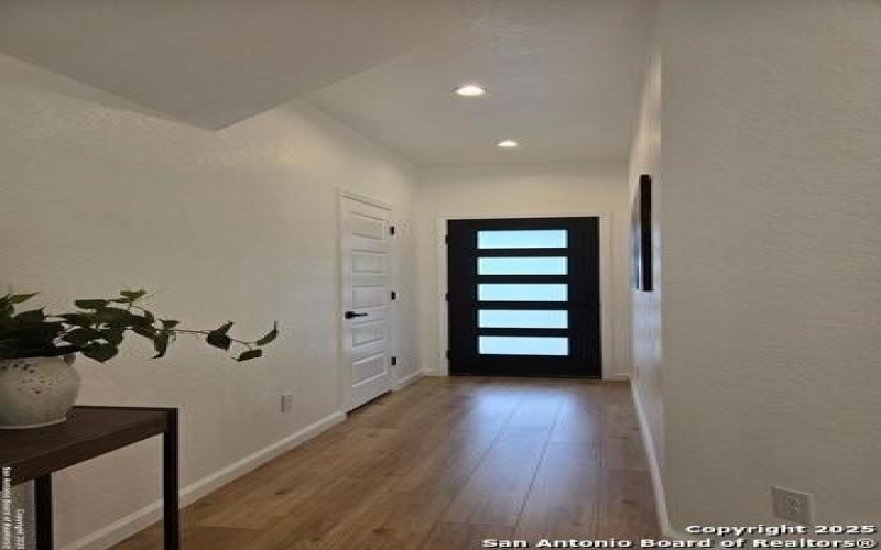 1834 Montana #201, San Antonio, TX 78203, 3 Bedrooms Bedrooms, ,2 BathroomsBathrooms,Residential,For Sale,1834 Montana,0,1873763