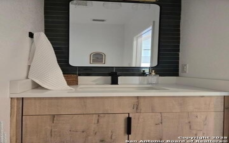 1834 Montana #201, San Antonio, TX 78203, 3 Bedrooms Bedrooms, ,2 BathroomsBathrooms,Residential,For Sale,1834 Montana,0,1873763