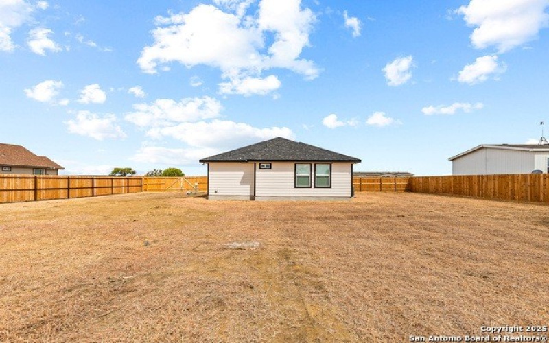 146 Granjeno, Pleasanton, TX 78064, 3 Bedrooms Bedrooms, ,2 BathroomsBathrooms,Residential,For Sale,146 Granjeno,0,1913286