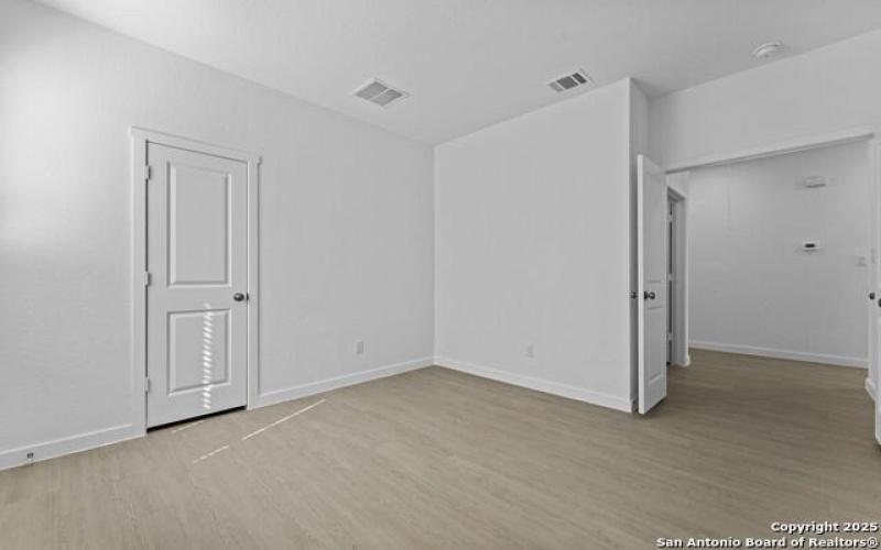 732 Horsetail Ln, New Braunfels, TX 78130, 4 Habitaciones Habitaciones , ,2 BañosBaños,Residential,En Venta,732 Horsetail Ln,0,1913341