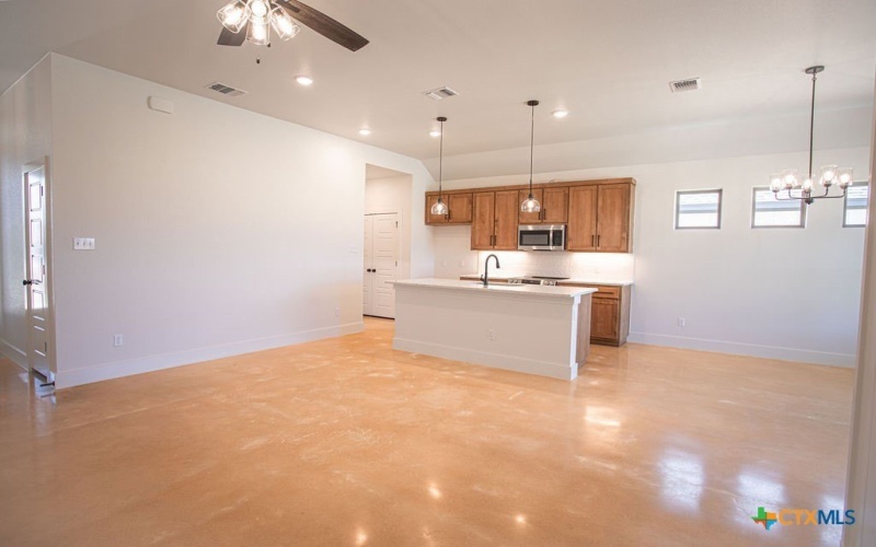 7904 Smoke Creek Lane, Temple, TX 76502, 3 Bedrooms Bedrooms, ,2 BathroomsBathrooms,Residential,For Sale,7904 Smoke Creek Lane,0,594643