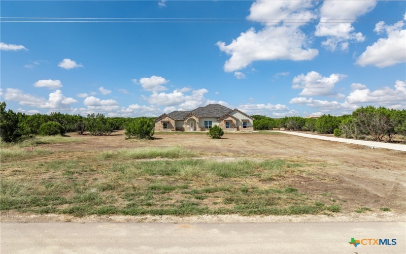 117 Cedar Bluff Loop, Gatesville, TX 76528, 3 Bedrooms Bedrooms, ,2 BathroomsBathrooms,Residential,For Sale,117 Cedar Bluff Loop,0,594656