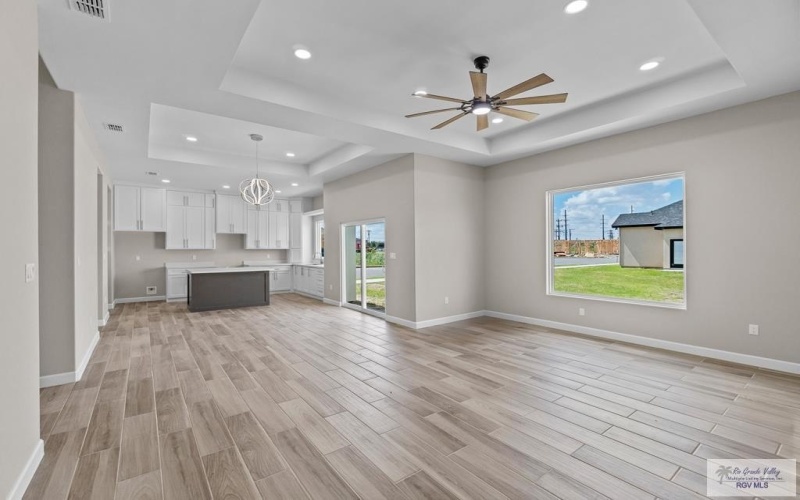 2456 CALLE MORENO, BROWNSVILLE, TX 78521, 3 Habitaciones Habitaciones , ,2 BañosBaños,Residential,En Venta,2456 CALLE MORENO,0,29769112